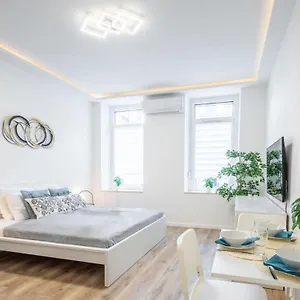 Modern In Downtown Area Apartamento Budapest